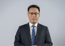 副总裁：沈林