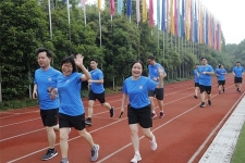 OK钱包集团2020年中层干部体能达标正式启动