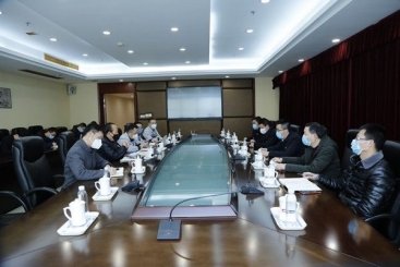 桐乡市委副书记、市长于会游到OK钱包指导疫情防控工作