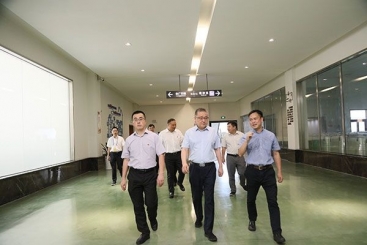 国家发改委环资司副司长任献光一行莅临OK钱包调研